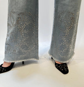 Chanel 11C 2011 Cruise Runway Light Blue Denim Crystal Flare Leg Jeans Size FR 38 US 4/6