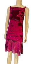 Load image into Gallery viewer, Silky Chanel Summer 00A Pink Dress FR 36 US 2/4