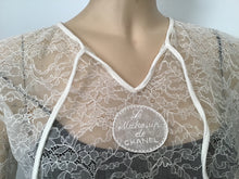 Load image into Gallery viewer, Chanel ‘Le Make Up De Chanel’ 04A, 2004 Fall Autumn lace pullover top blouse FR 40 US 4/6