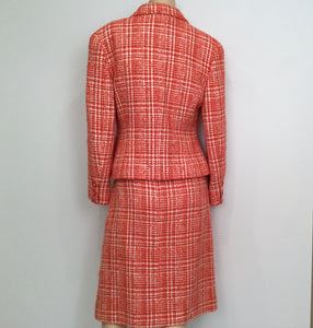 97P, 1997 Spring Chanel Boutique Vintage Orange Plaid Tweed Blazer Dress Jacket US 8